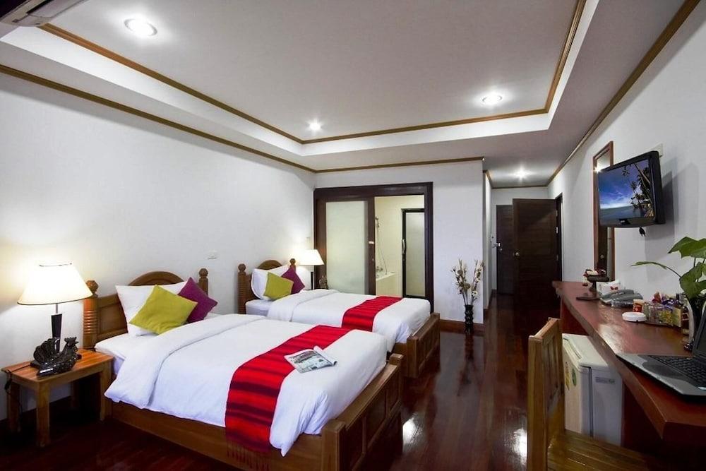 Lipa Bay Resort Lipa Noi Bagian luar foto