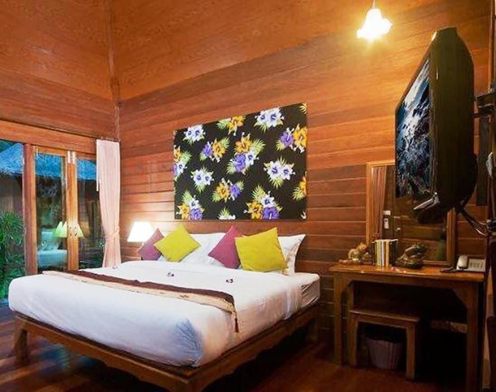 Lipa Bay Resort Lipa Noi Bagian luar foto