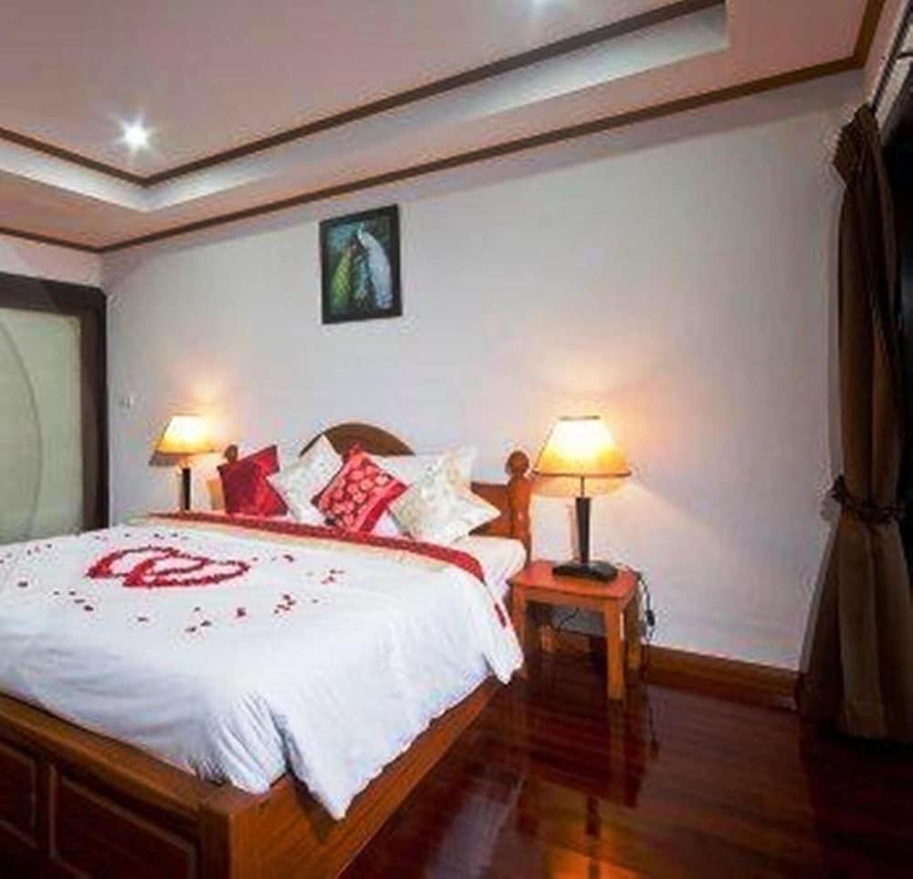 Lipa Bay Resort Lipa Noi Bagian luar foto