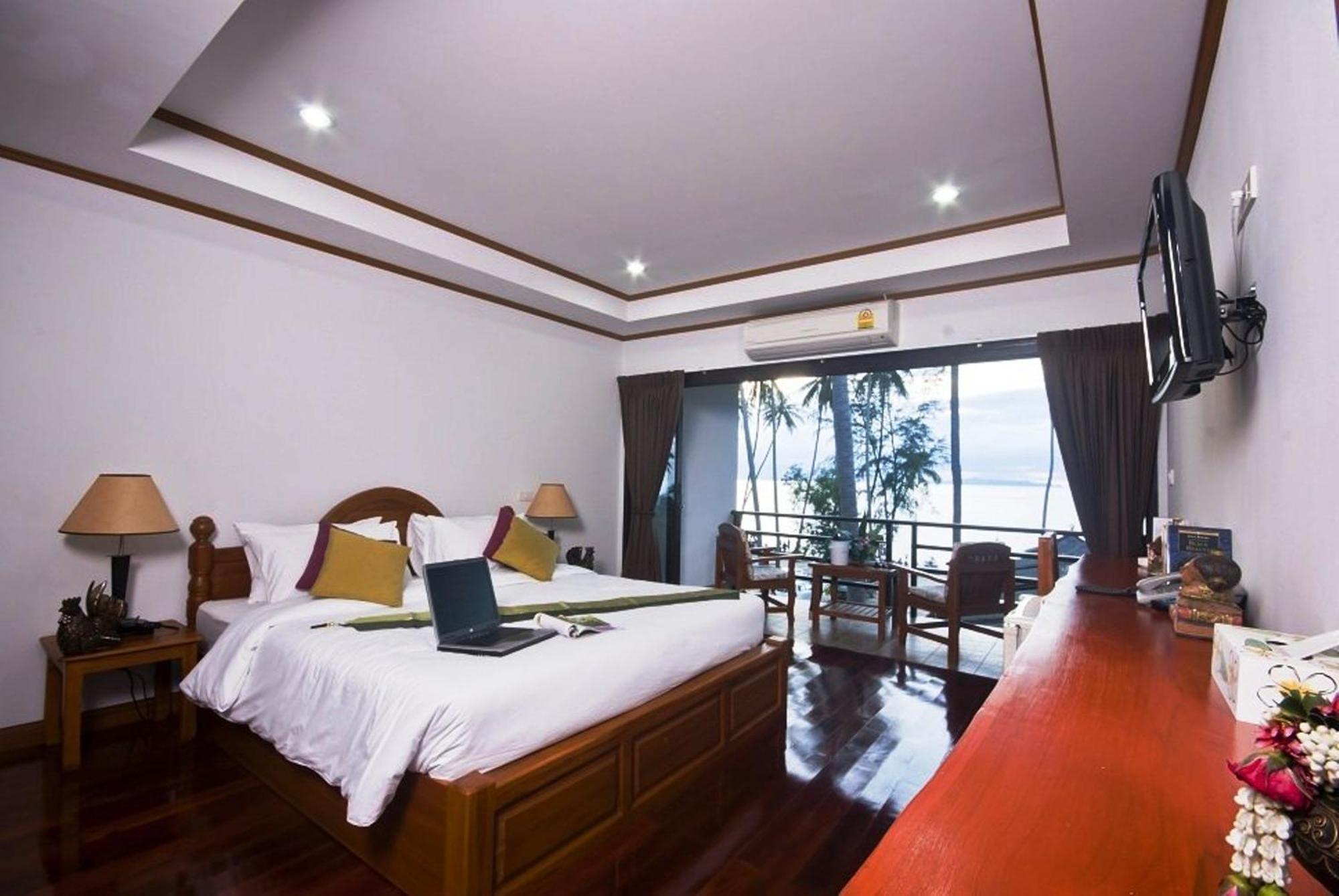 Lipa Bay Resort Lipa Noi Ruang foto