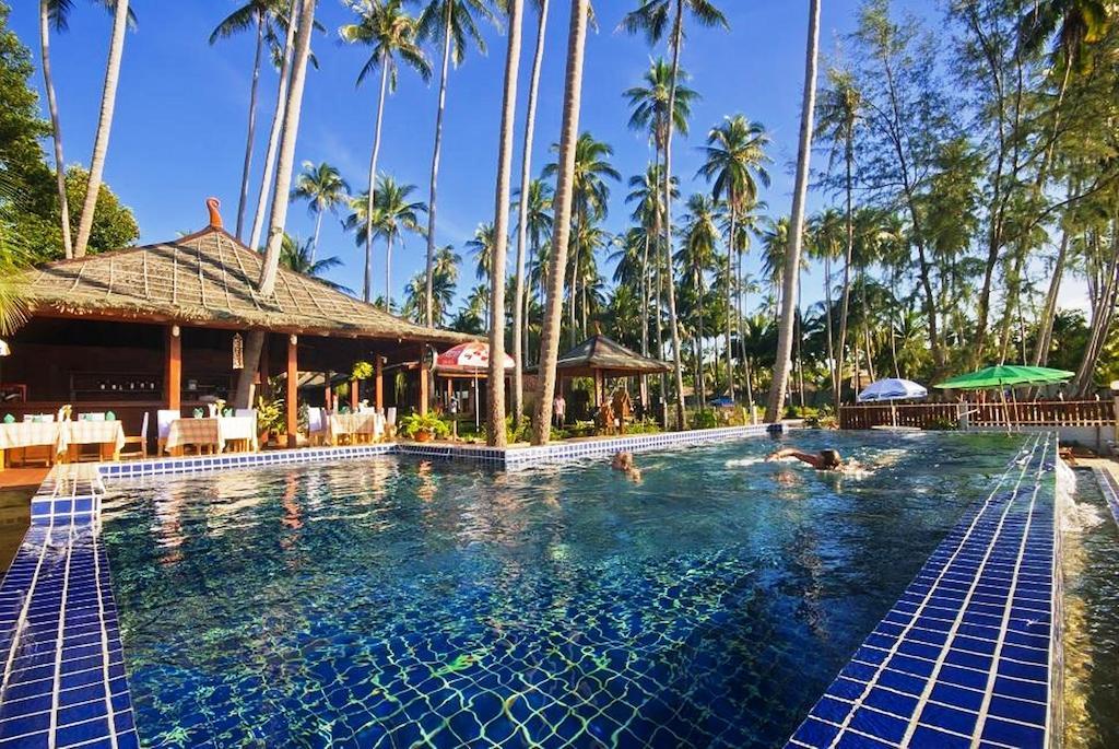 Lipa Bay Resort Lipa Noi Bagian luar foto