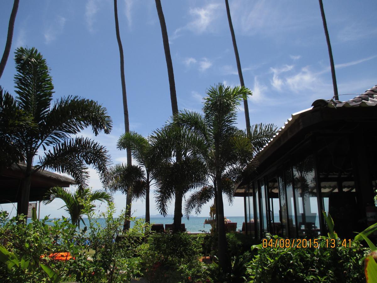 Lipa Bay Resort Lipa Noi Bagian luar foto